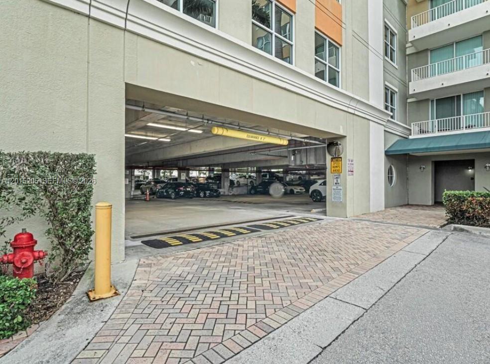 625 Casa Loma Blvd #1009, Boynton Beach FL 33435