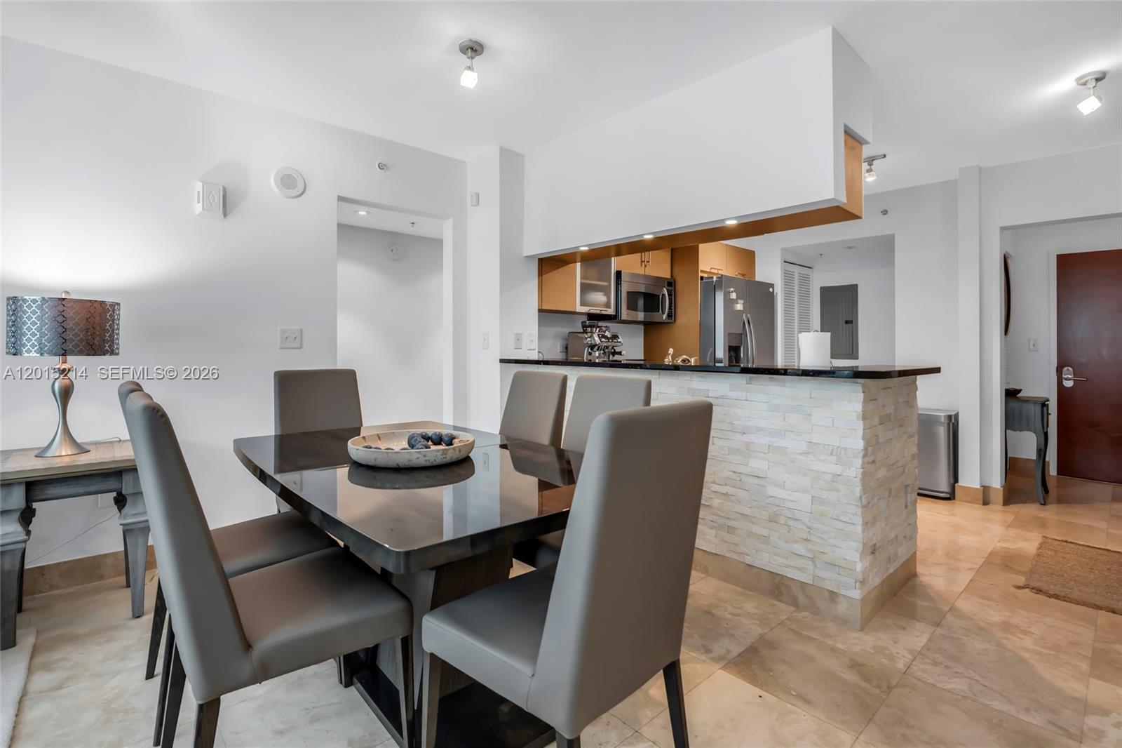 31 SE 5th St #3010, Miami FL 33131