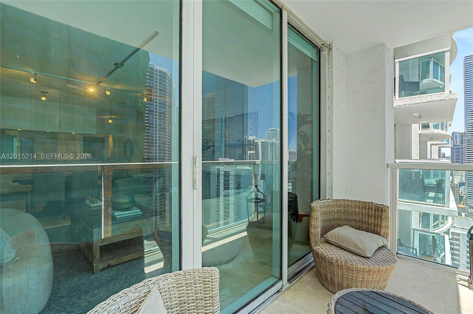 31 SE 5th St #3010, Miami FL 33131