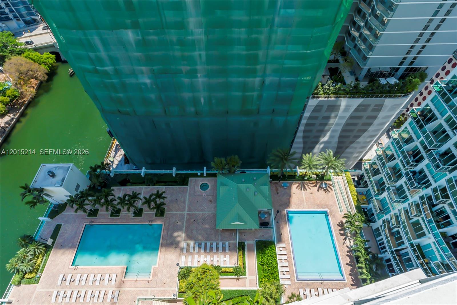 31 SE 5th St #3010, Miami FL 33131