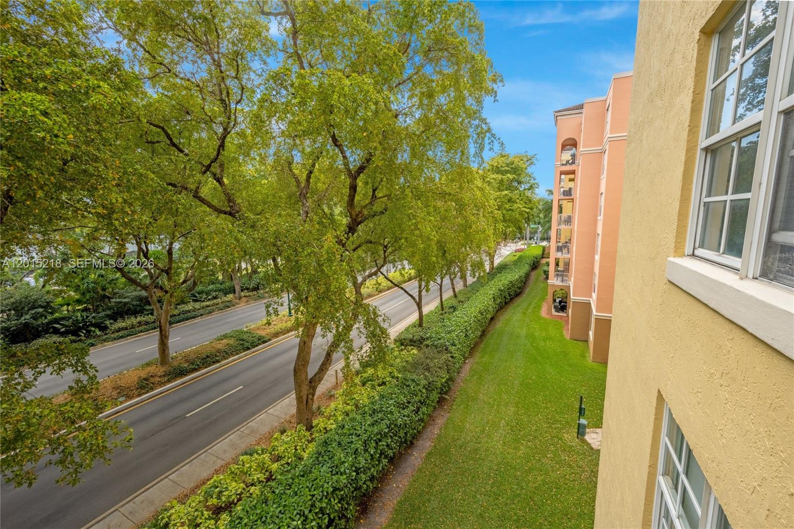 19555 E Country Club Dr #8408, Aventura FL 33180