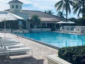 20000 E Country Club Dr #TS07, Aventura FL 33180