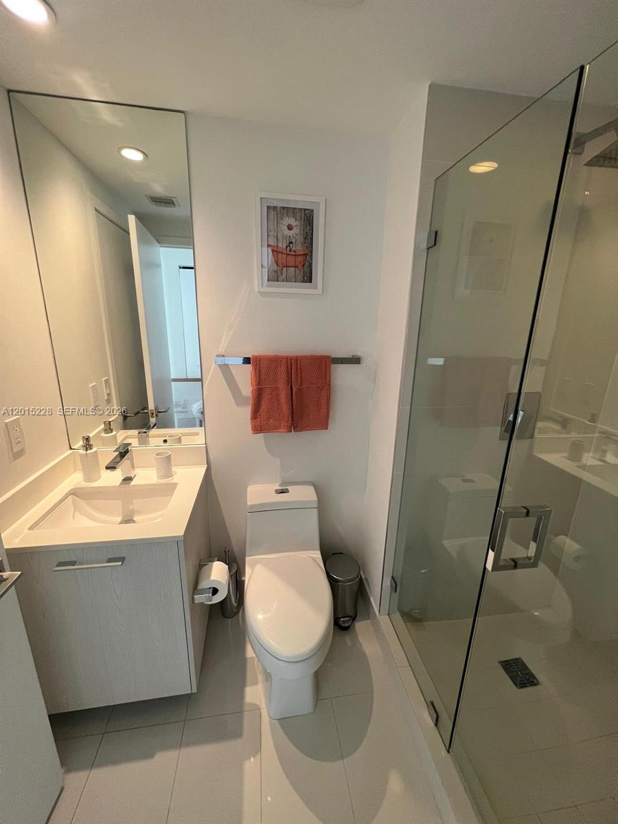 55 SW 9th St #3308, Miami FL 33130