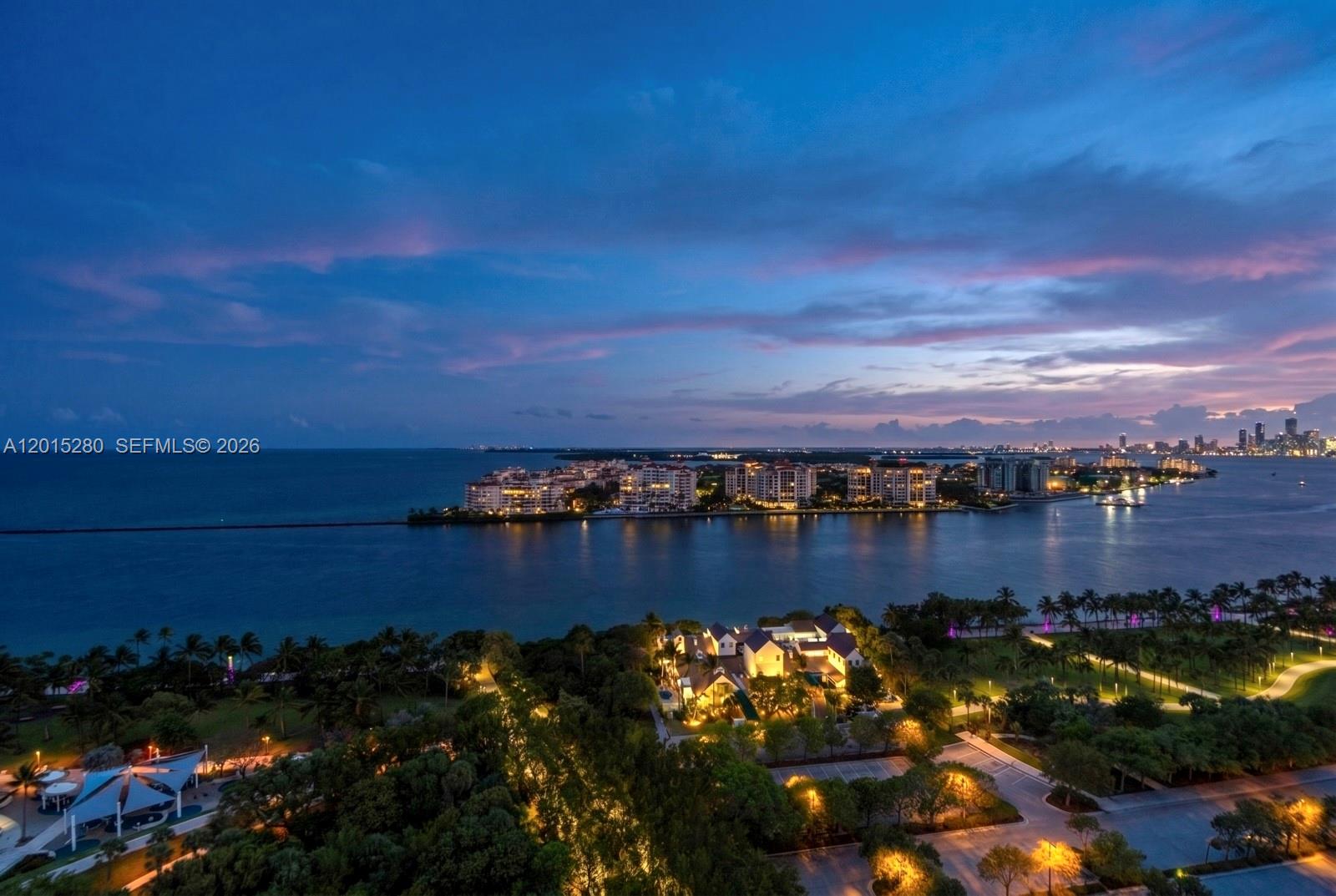 100 S Pointe Dr #2003, Miami Beach FL 33139