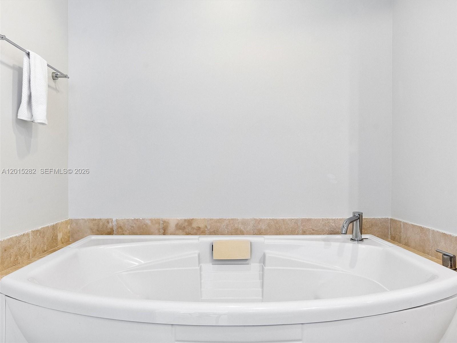 18201 Collins Ave #4009, Sunny Isles Beach FL 33160