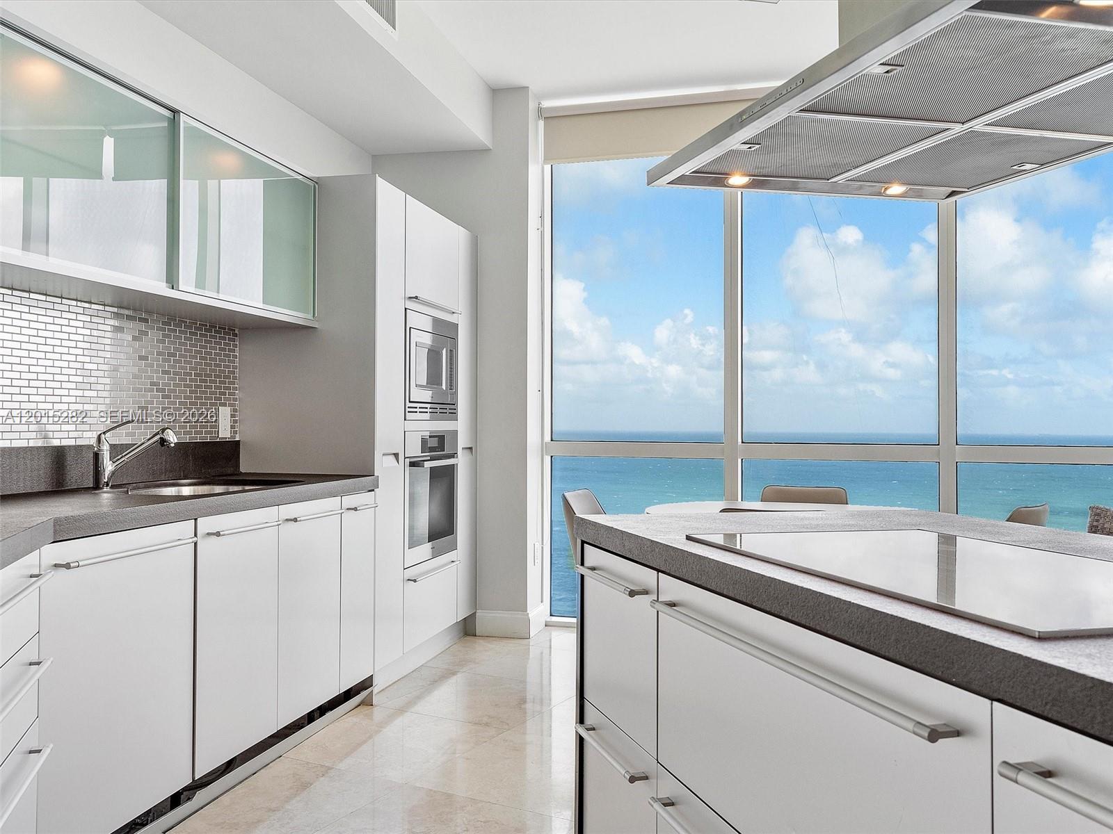 18201 Collins Ave #4009, Sunny Isles Beach FL 33160