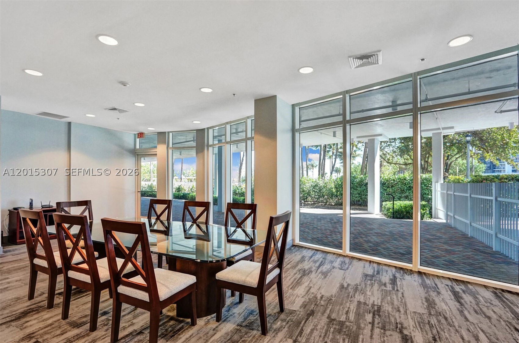 6515 Collins Ave #1107, Miami Beach FL 33141