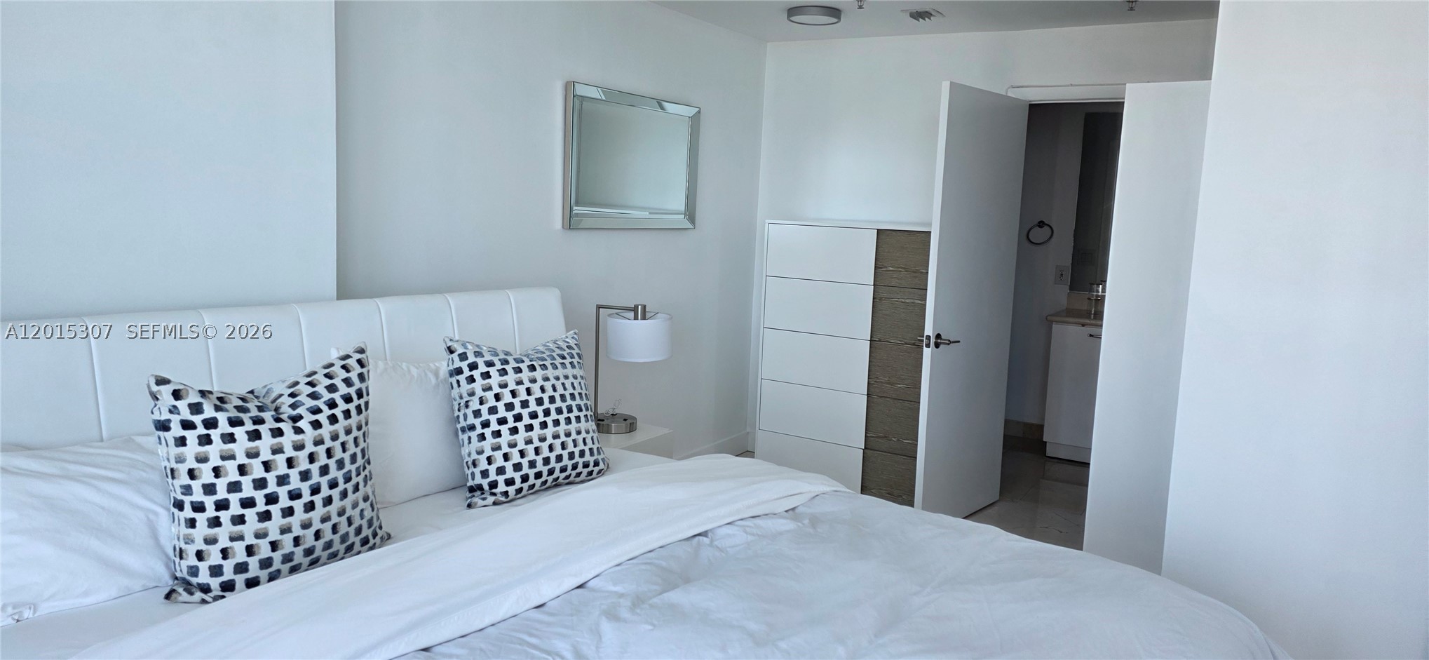6515 Collins Ave #1107, Miami Beach FL 33141