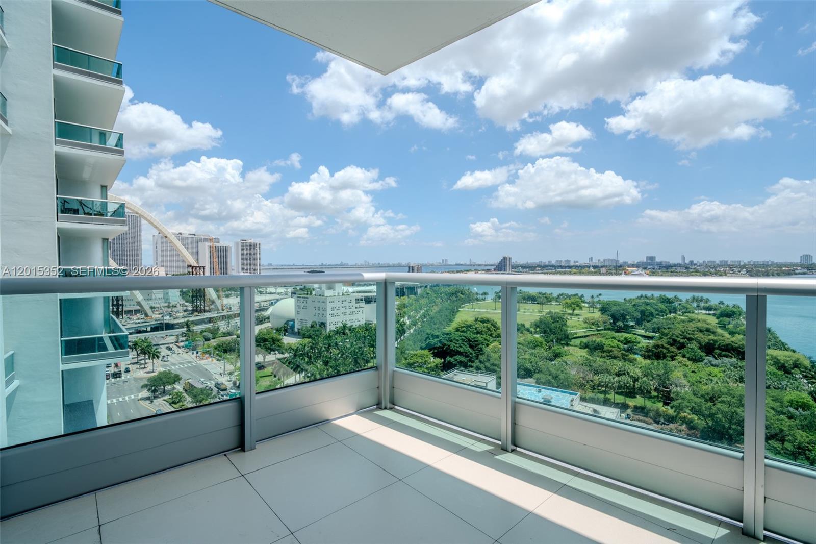 900 Biscayne Blvd #1707, Miami FL 33132