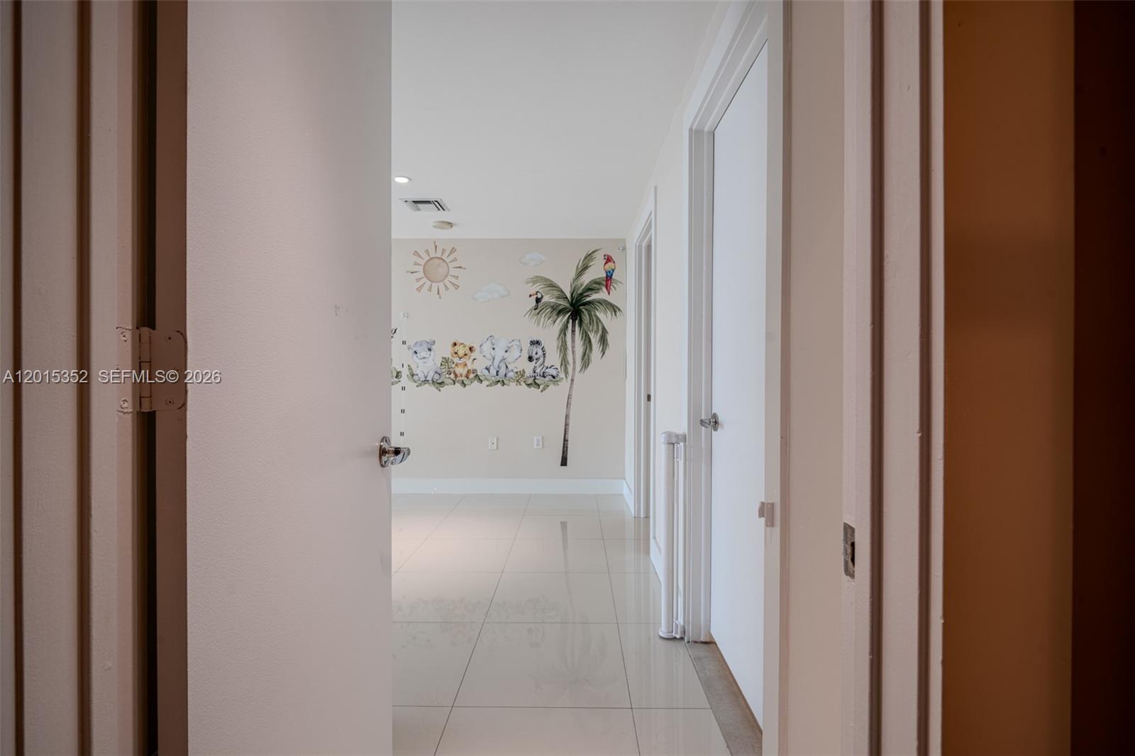900 Biscayne Blvd #1707, Miami FL 33132
