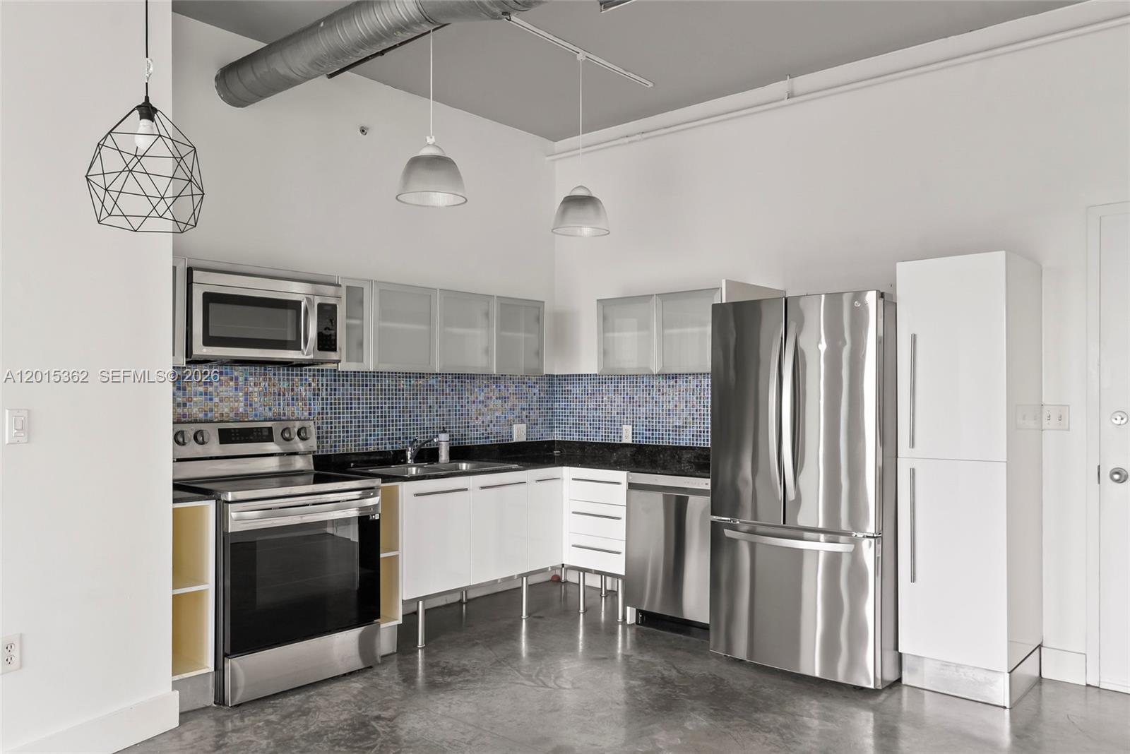 10 SW South River Dr #1006, Miami FL 33130