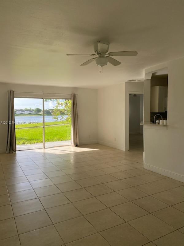 3441 NW 44th St #104, Oakland Park FL 33309