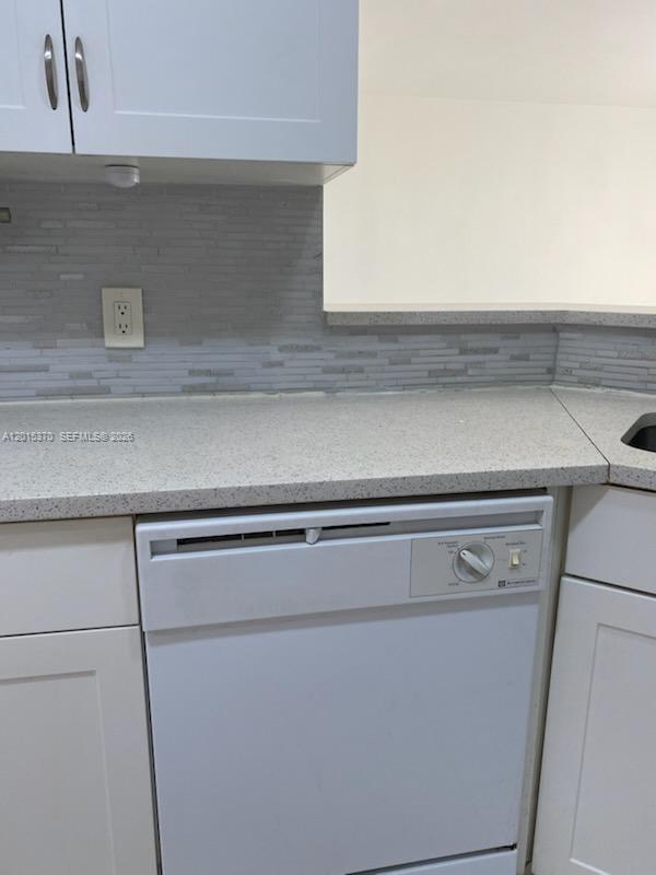 3441 NW 44th St #104, Oakland Park FL 33309