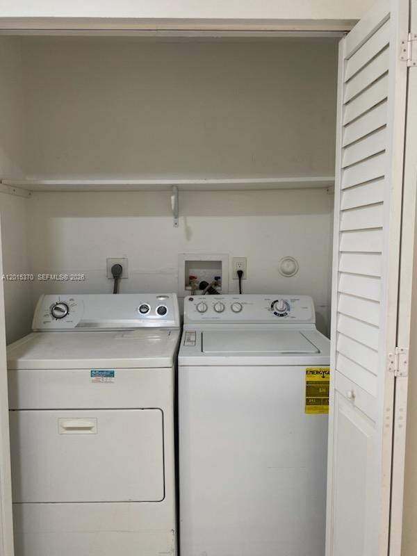 3441 NW 44th St #104, Oakland Park FL 33309