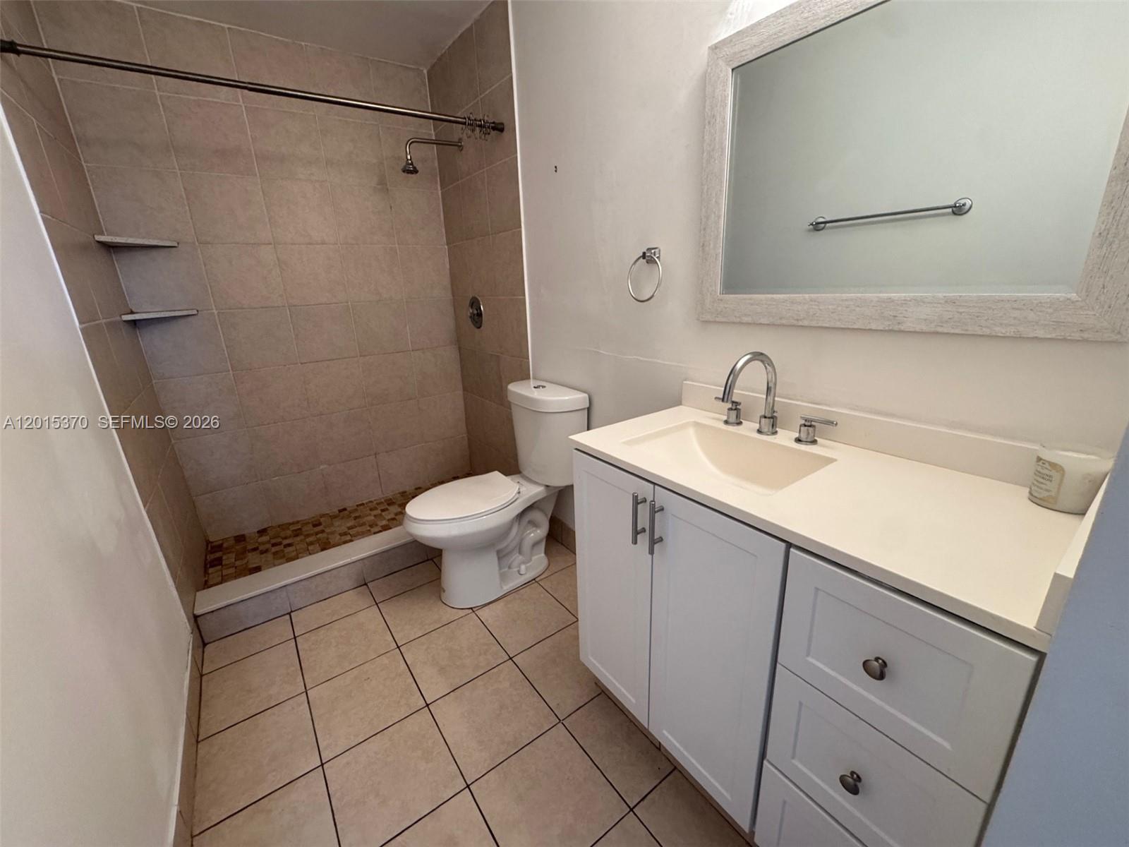 3441 NW 44th St #104, Oakland Park FL 33309
