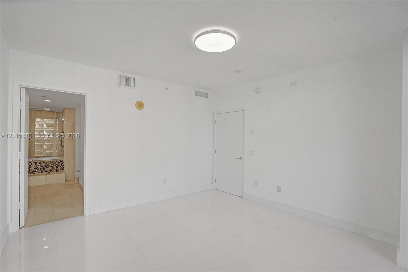 5875 Collins Ave #1803, Miami Beach FL 33140