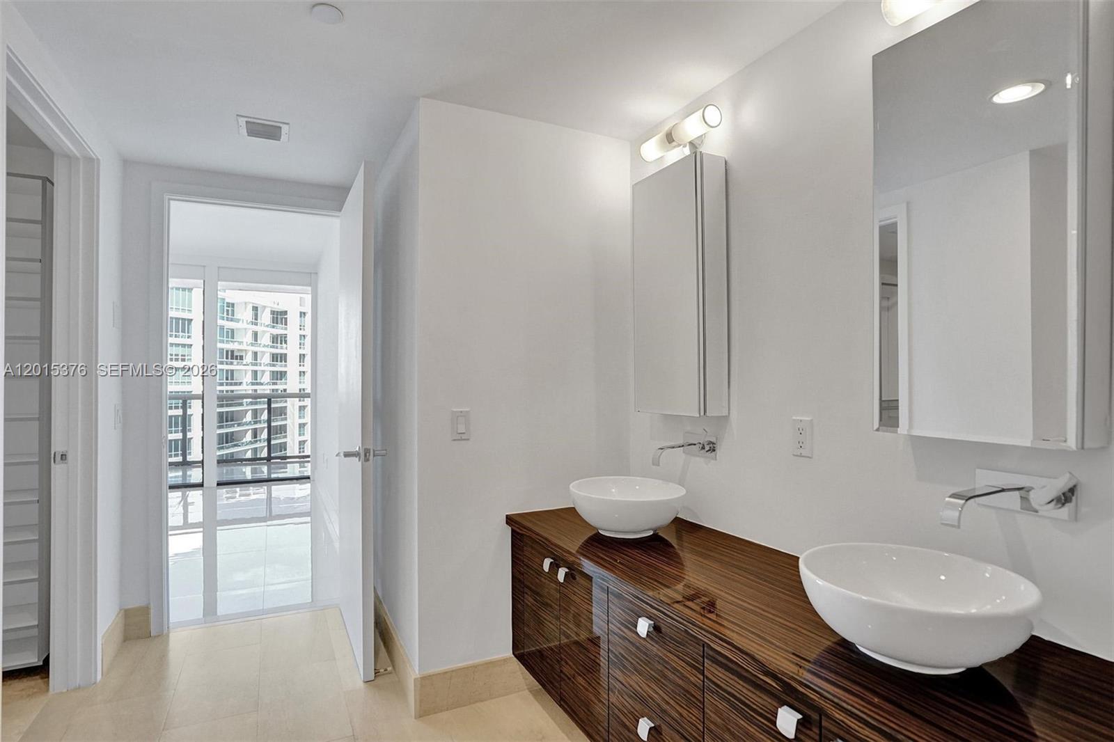 5875 Collins Ave #1803, Miami Beach FL 33140