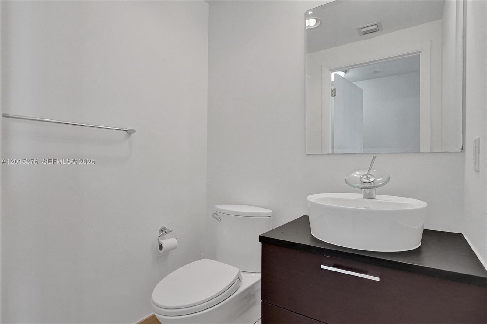 5875 Collins Ave #1803, Miami Beach FL 33140