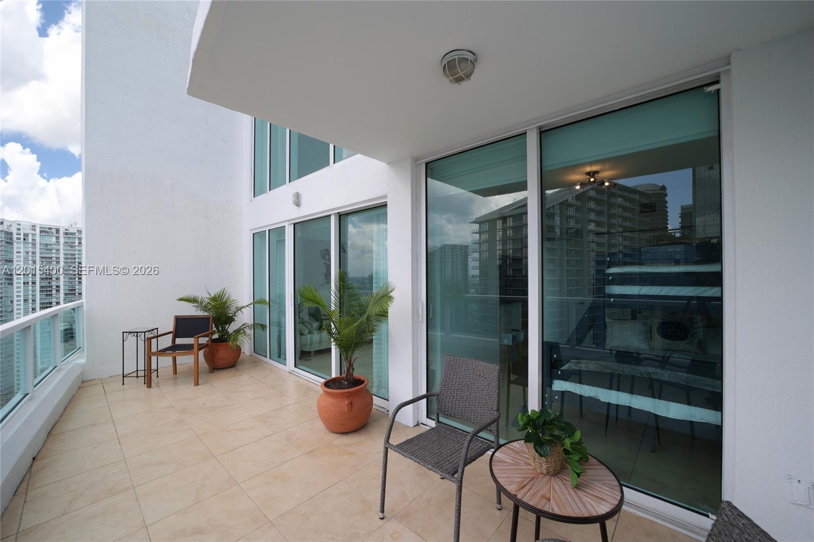41 SE 5th St #2410, Miami FL 33131