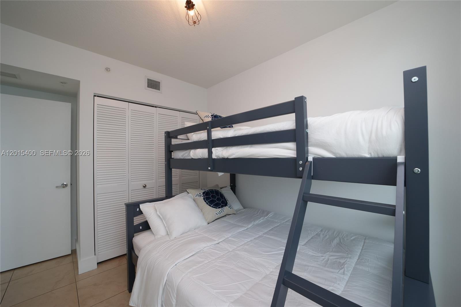 41 SE 5th St #2410, Miami FL 33131