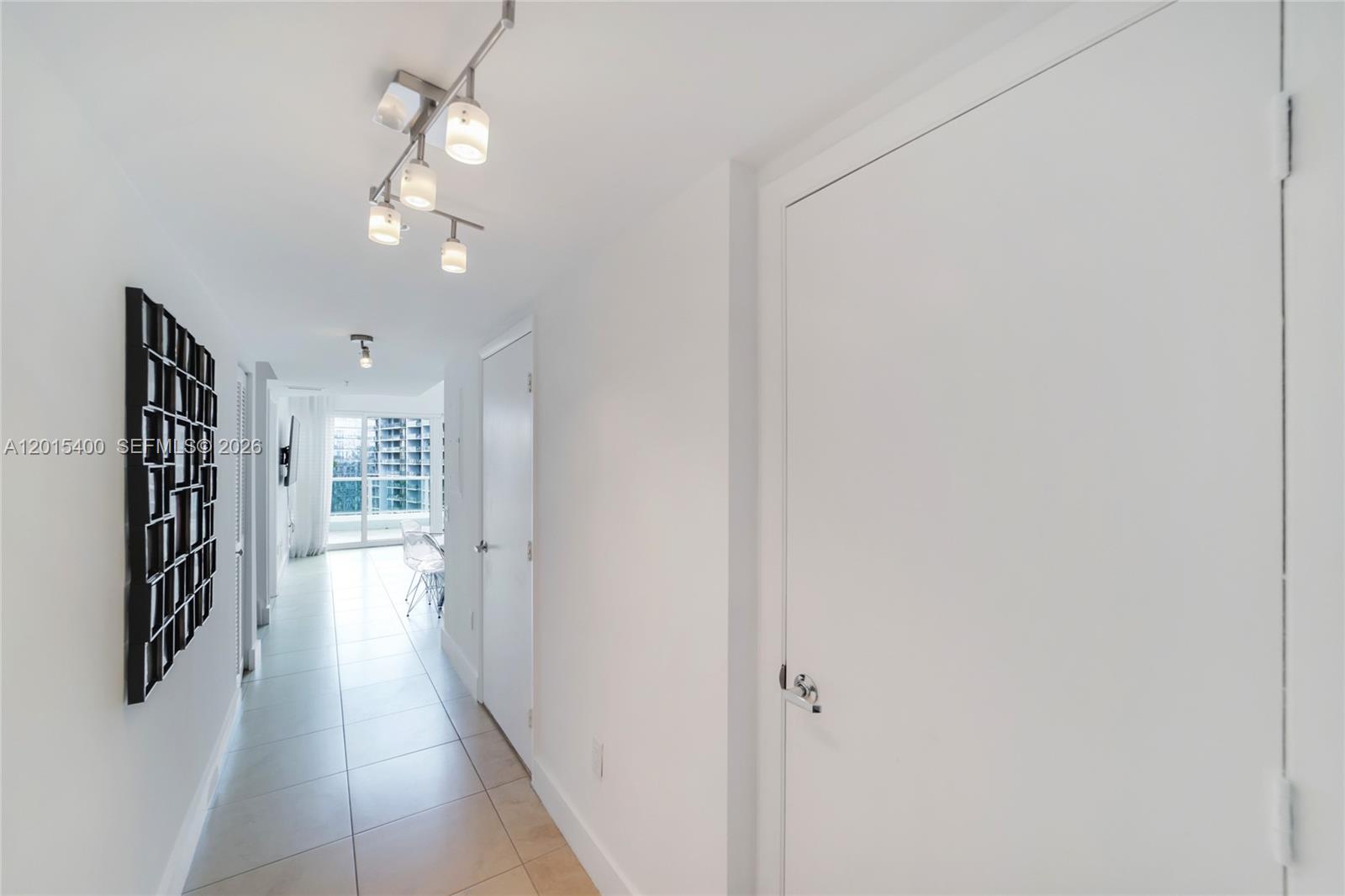 41 SE 5th St #2410, Miami FL 33131