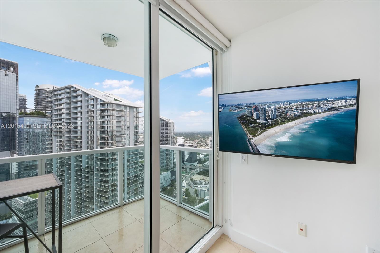 41 SE 5th St #2410, Miami FL 33131