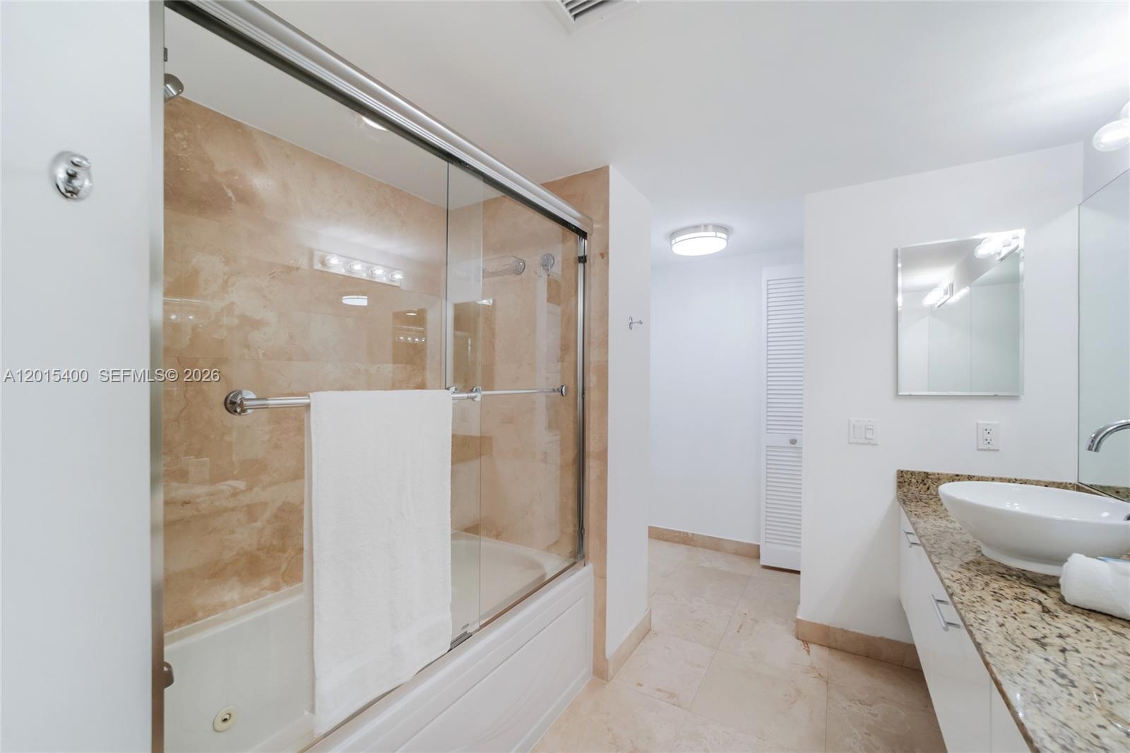 41 SE 5th St #2410, Miami FL 33131
