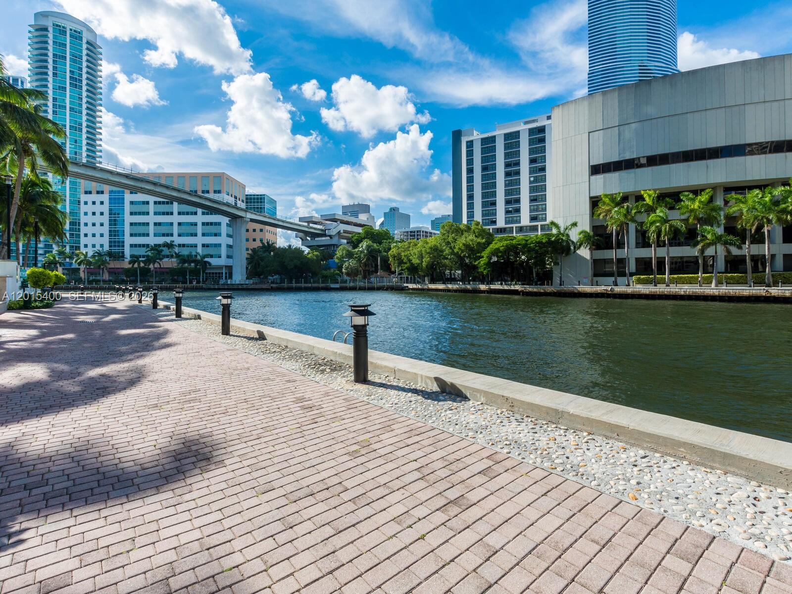41 SE 5th St #2410, Miami FL 33131