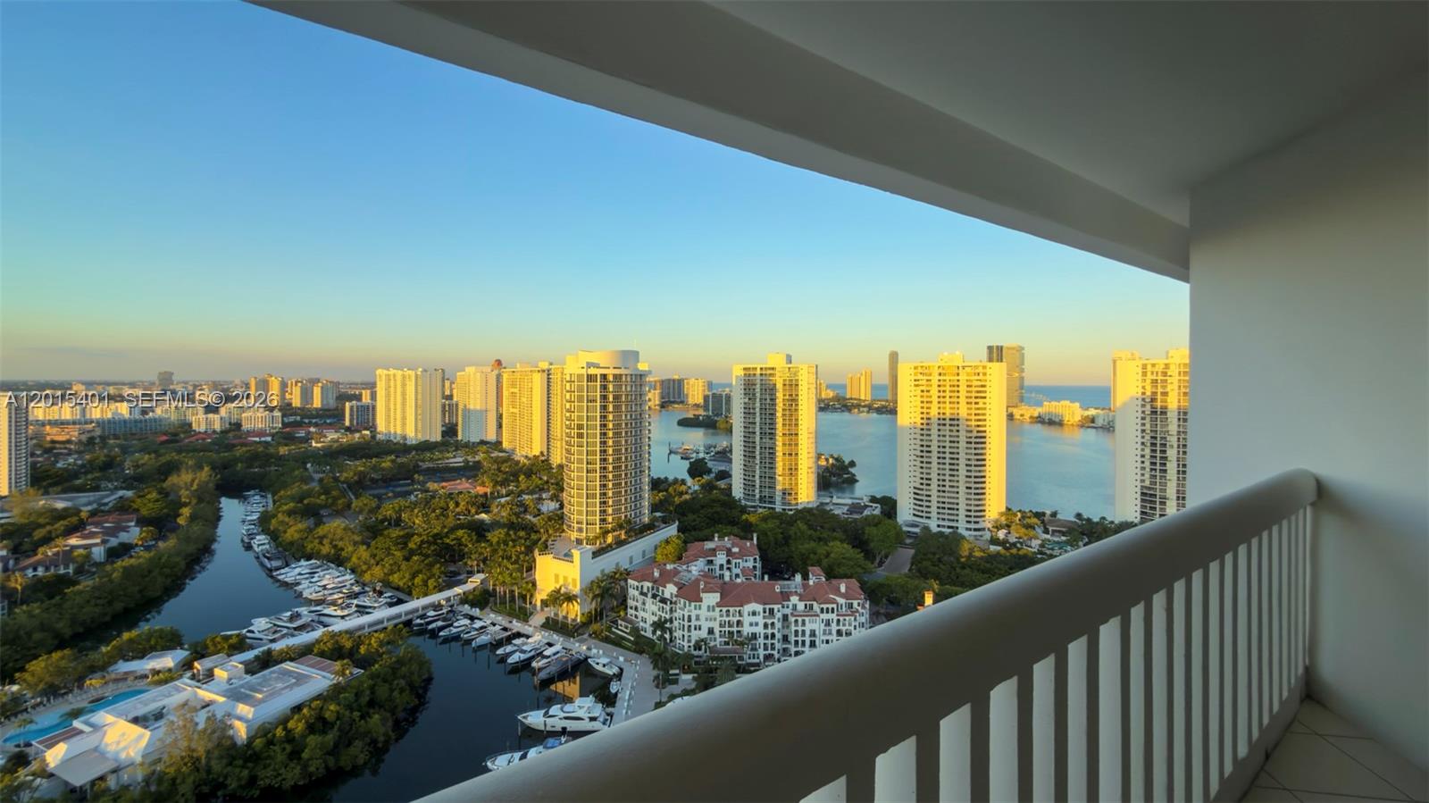 2000 Island Blvd #3004, Aventura FL 33160