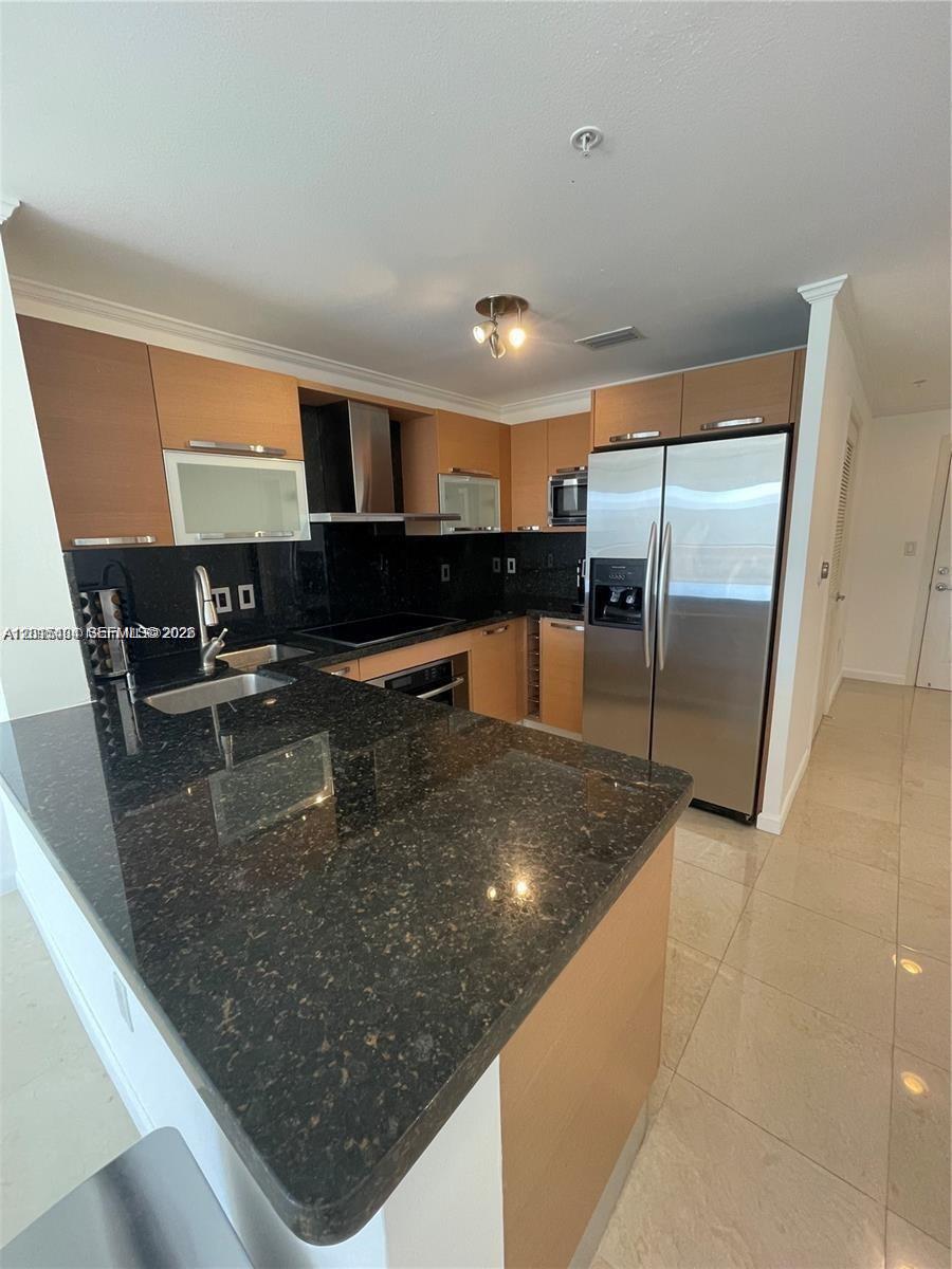 10 Aragon Ave #1220, Coral Gables FL 33134