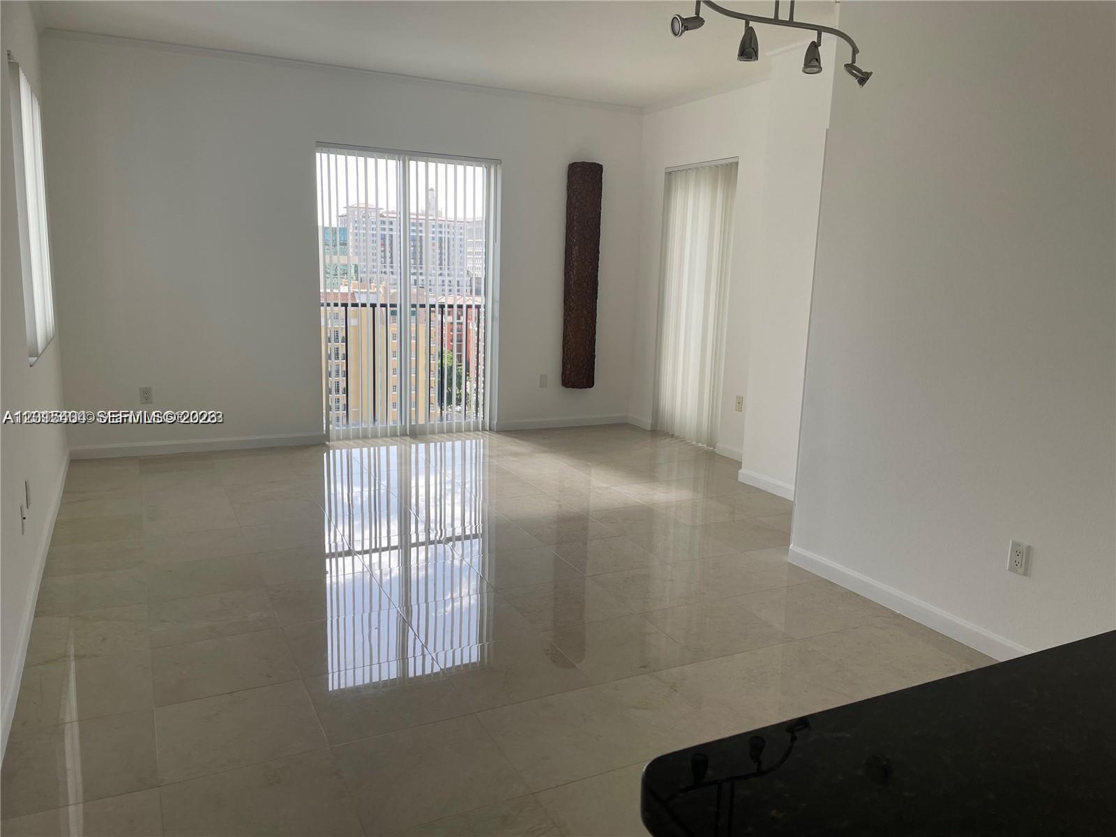 10 Aragon Ave #1220, Coral Gables FL 33134