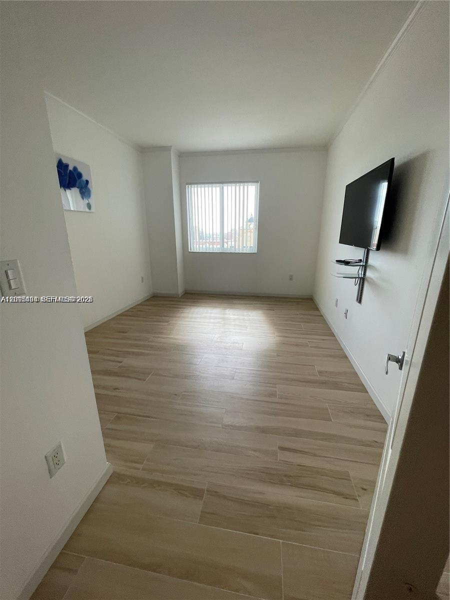 10 Aragon Ave #1220, Coral Gables FL 33134