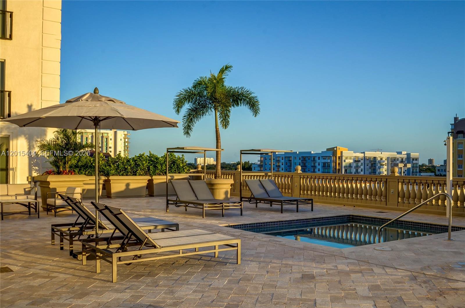 10 Aragon Ave #1220, Coral Gables FL 33134