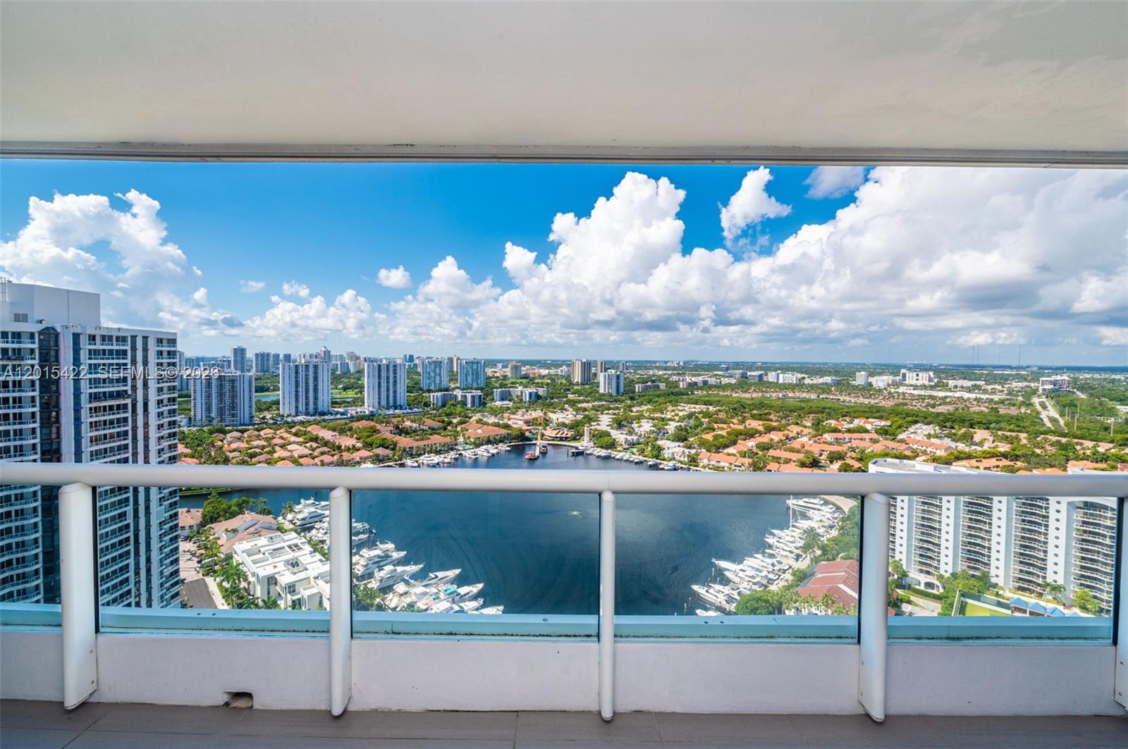 21205 Yacht Club Dr #3107, Aventura FL 33180