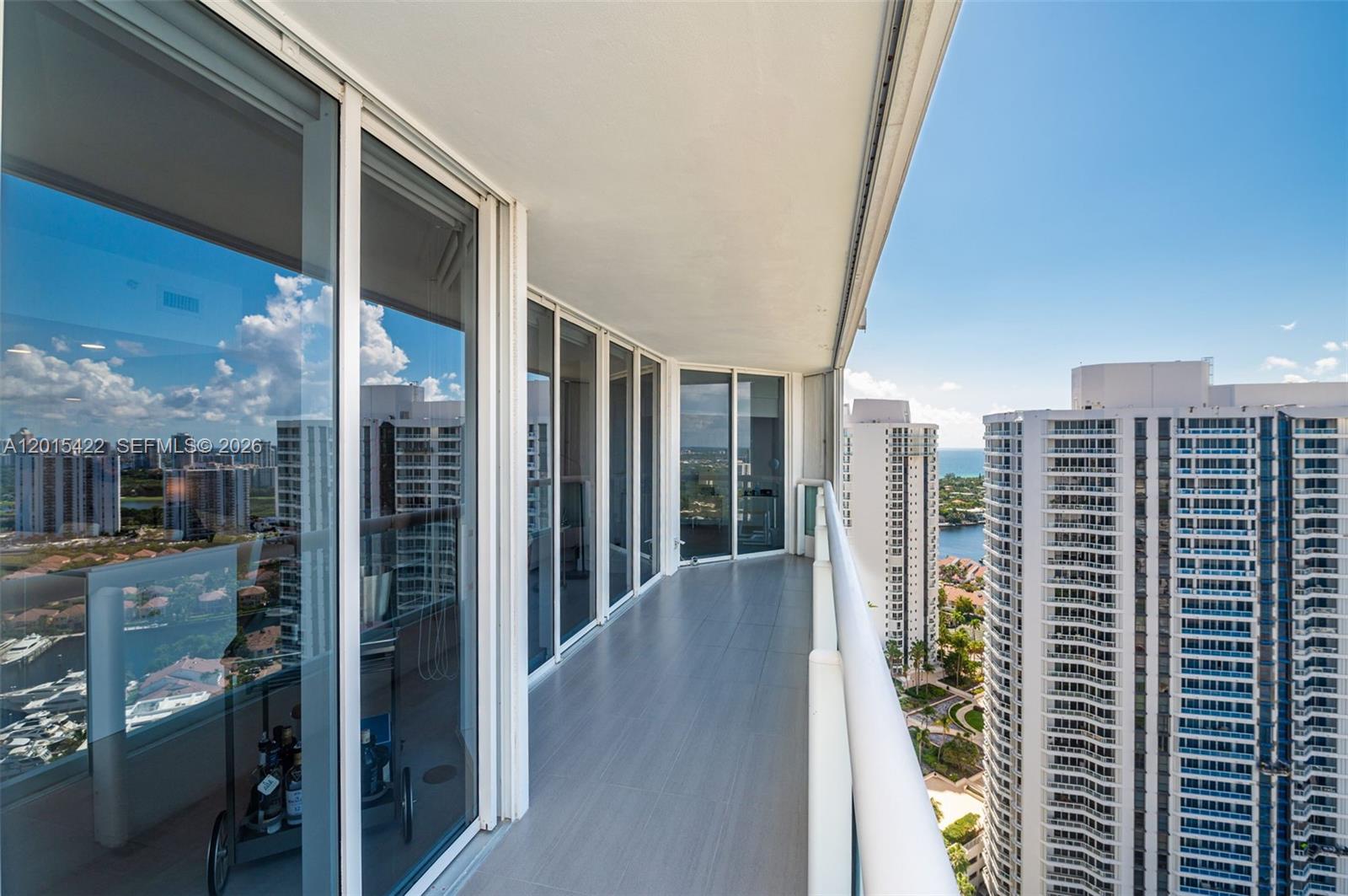 21205 Yacht Club Dr #3107, Aventura FL 33180