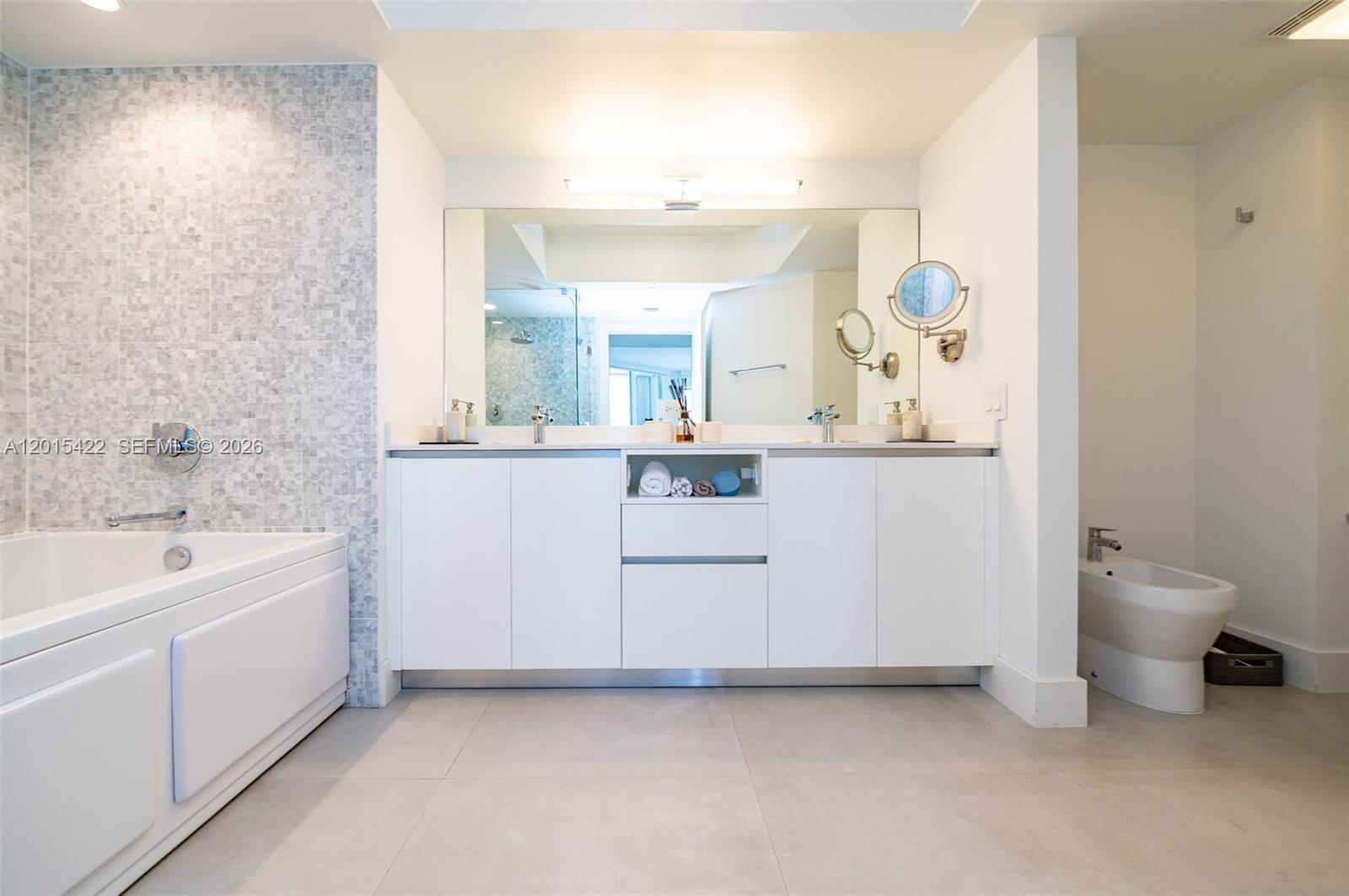 21205 Yacht Club Dr #3107, Aventura FL 33180