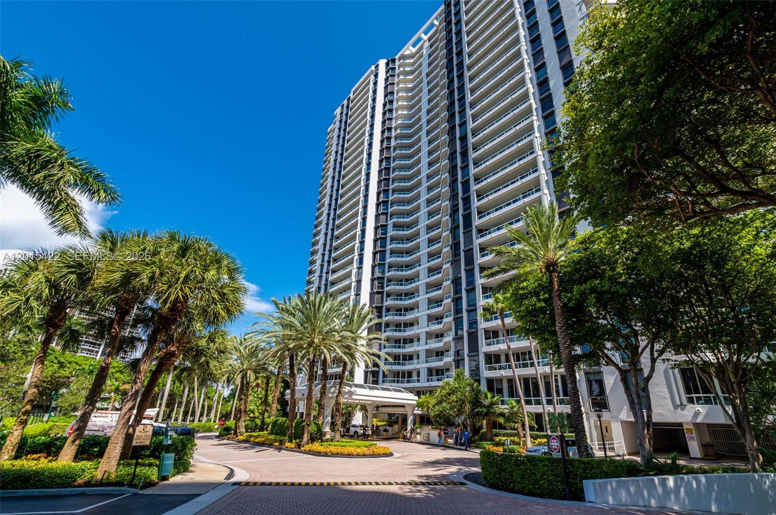 21205 Yacht Club Dr #3107, Aventura FL 33180