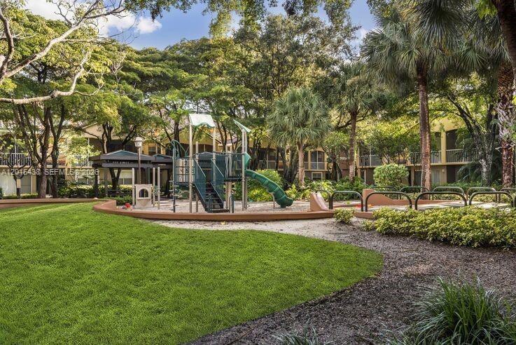 5555 N Military Trl #Riviera, Boca Raton FL 33496