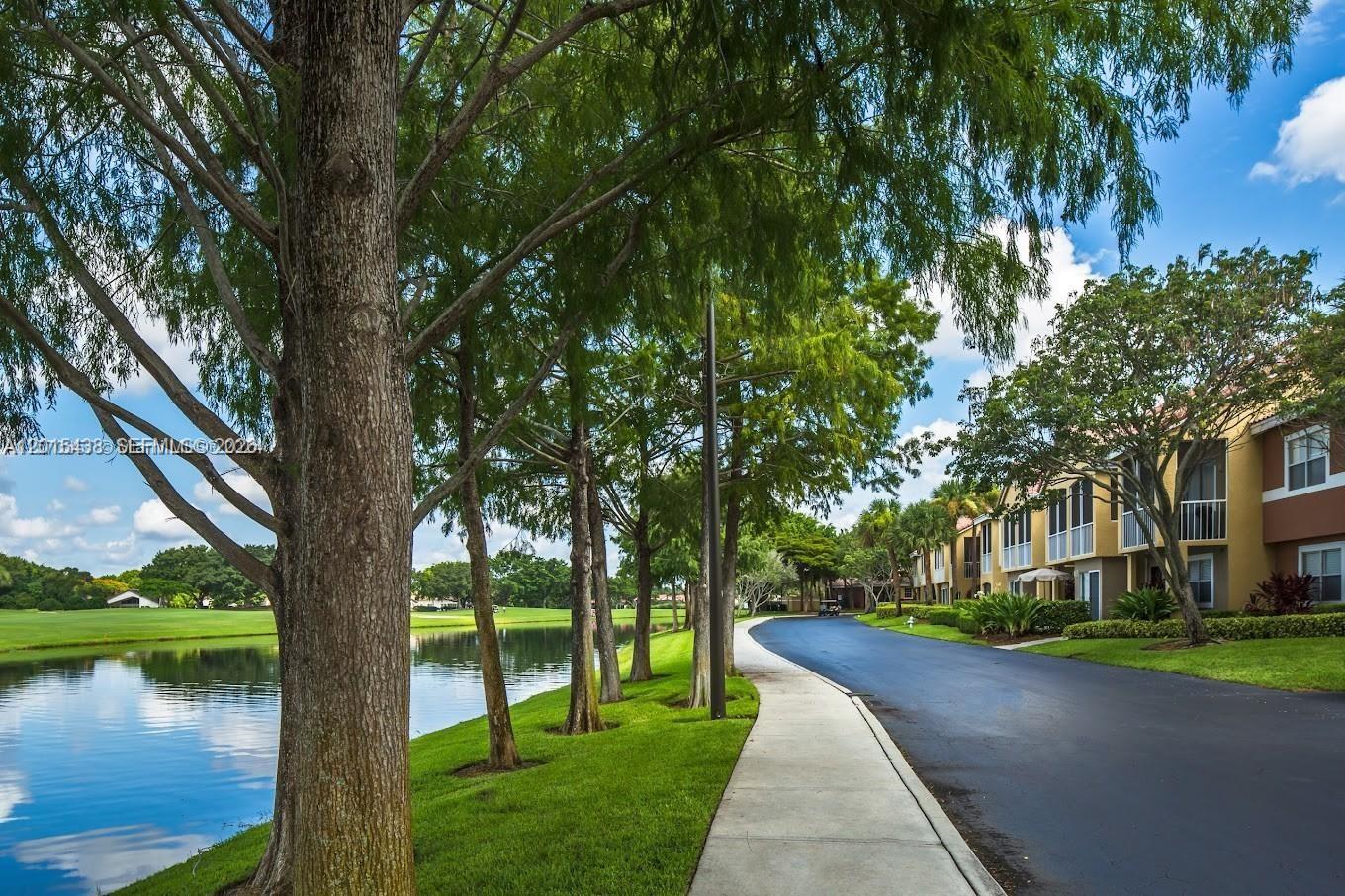 5555 N Military Trl #Riviera, Boca Raton FL 33496