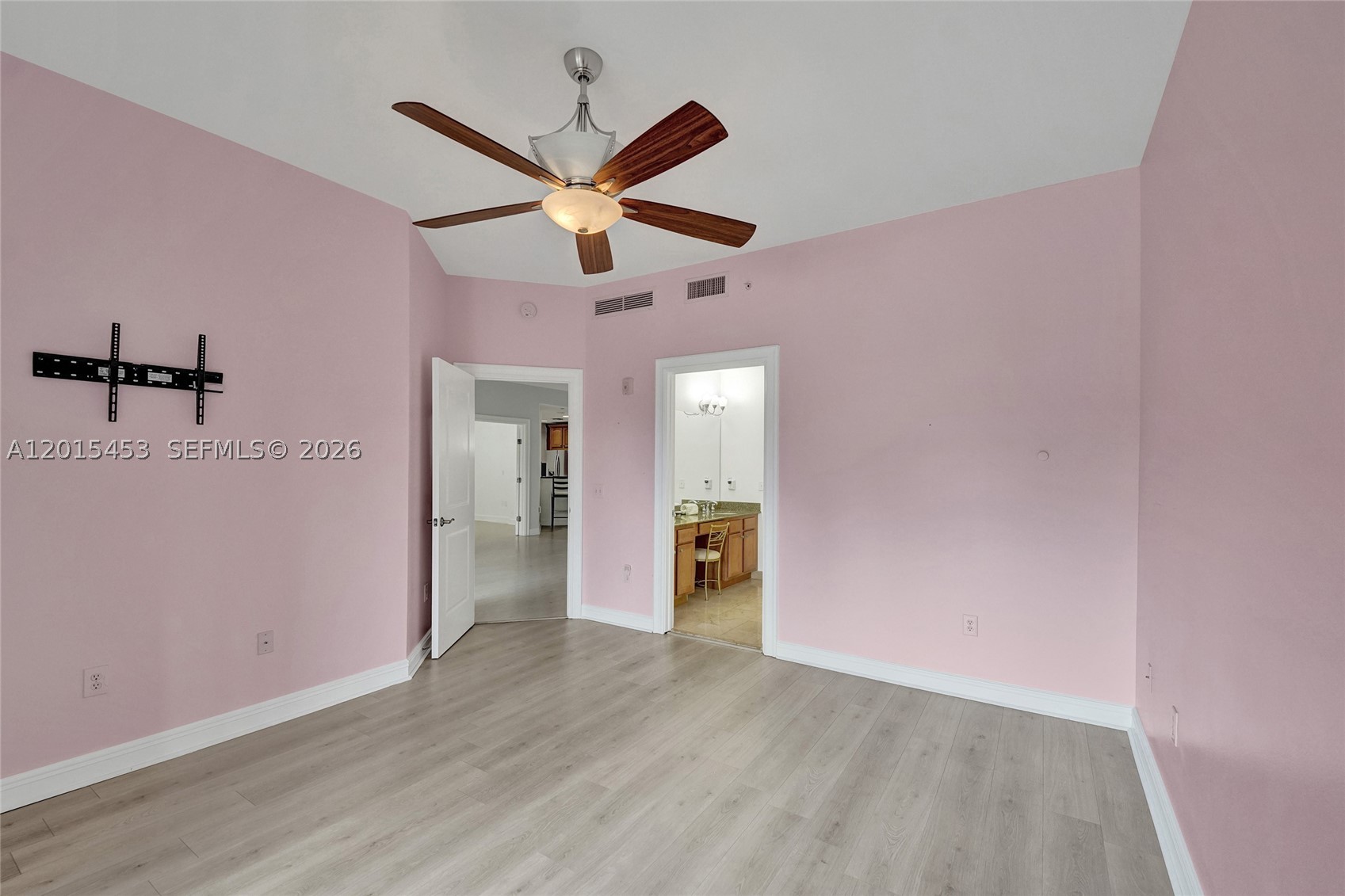 16135 Emerald Estates Dr #166, Weston FL 33331
