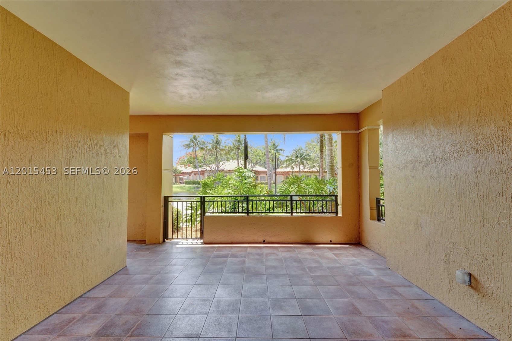 16135 Emerald Estates Dr #166, Weston FL 33331