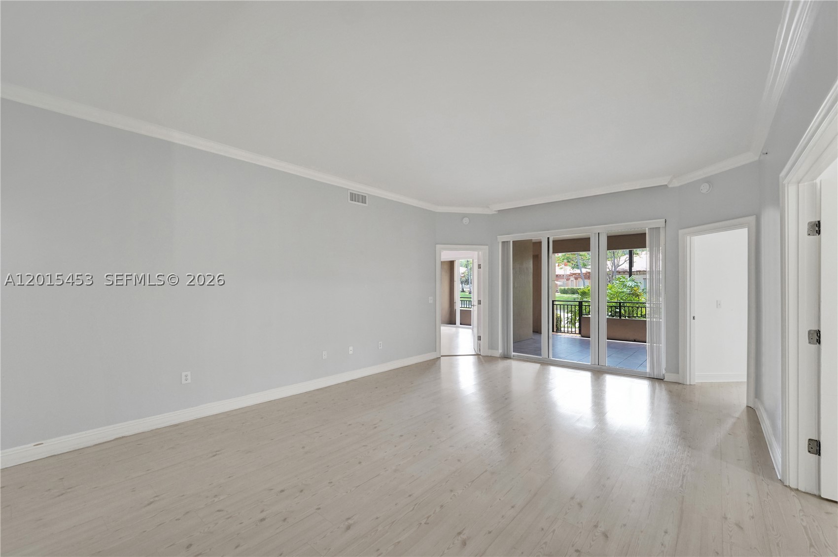 16135 Emerald Estates Dr #166, Weston FL 33331