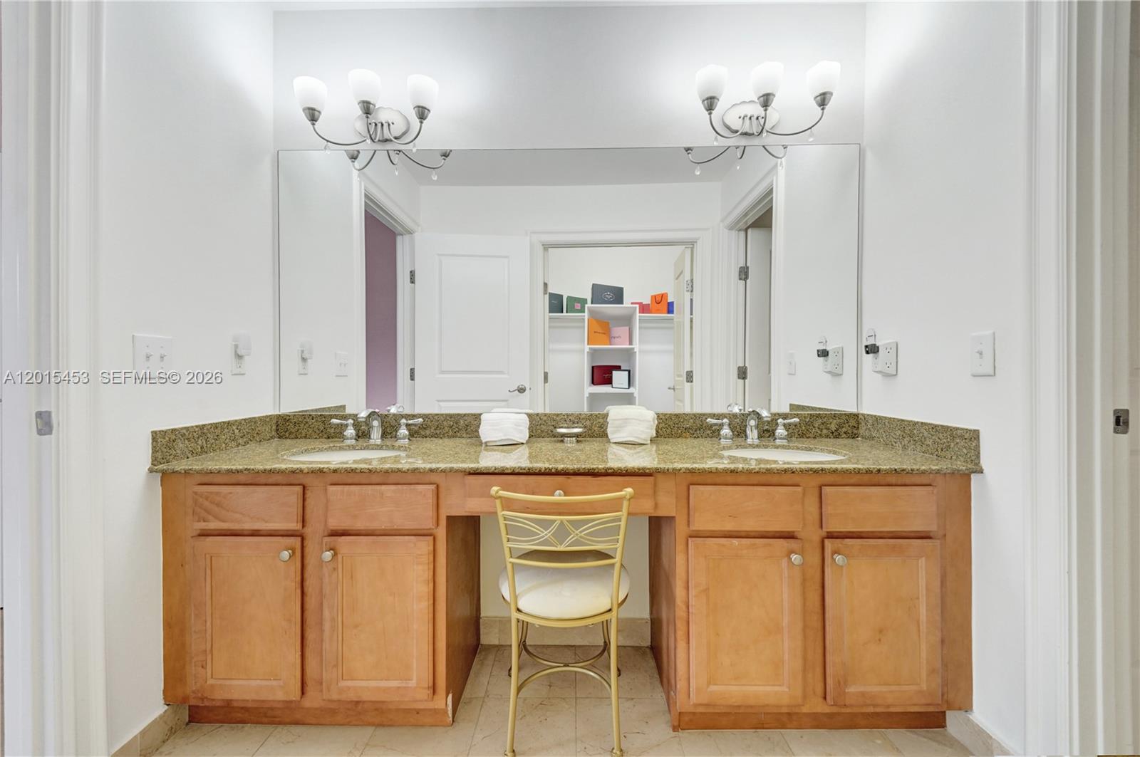 16135 Emerald Estates Dr #166, Weston FL 33331