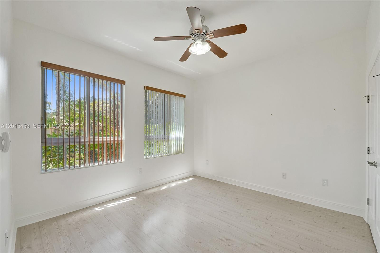16135 Emerald Estates Dr #166, Weston FL 33331