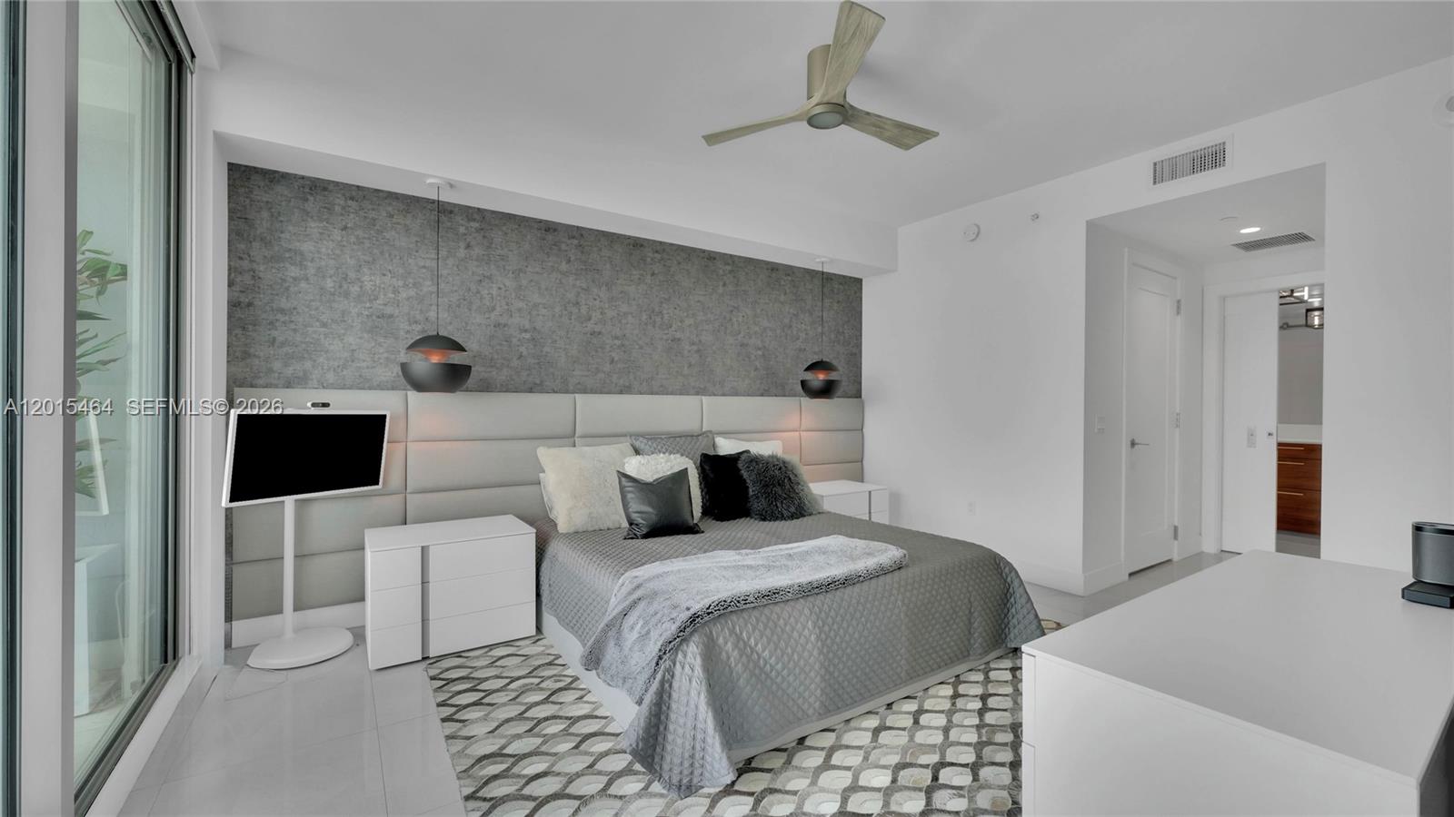 100 E Las Olas Blvd #2802, Fort Lauderdale FL 33301