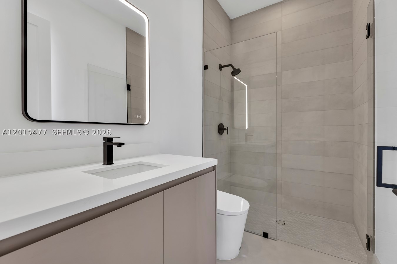 1220 S Alhambra Cir, Coral Gables FL 33146