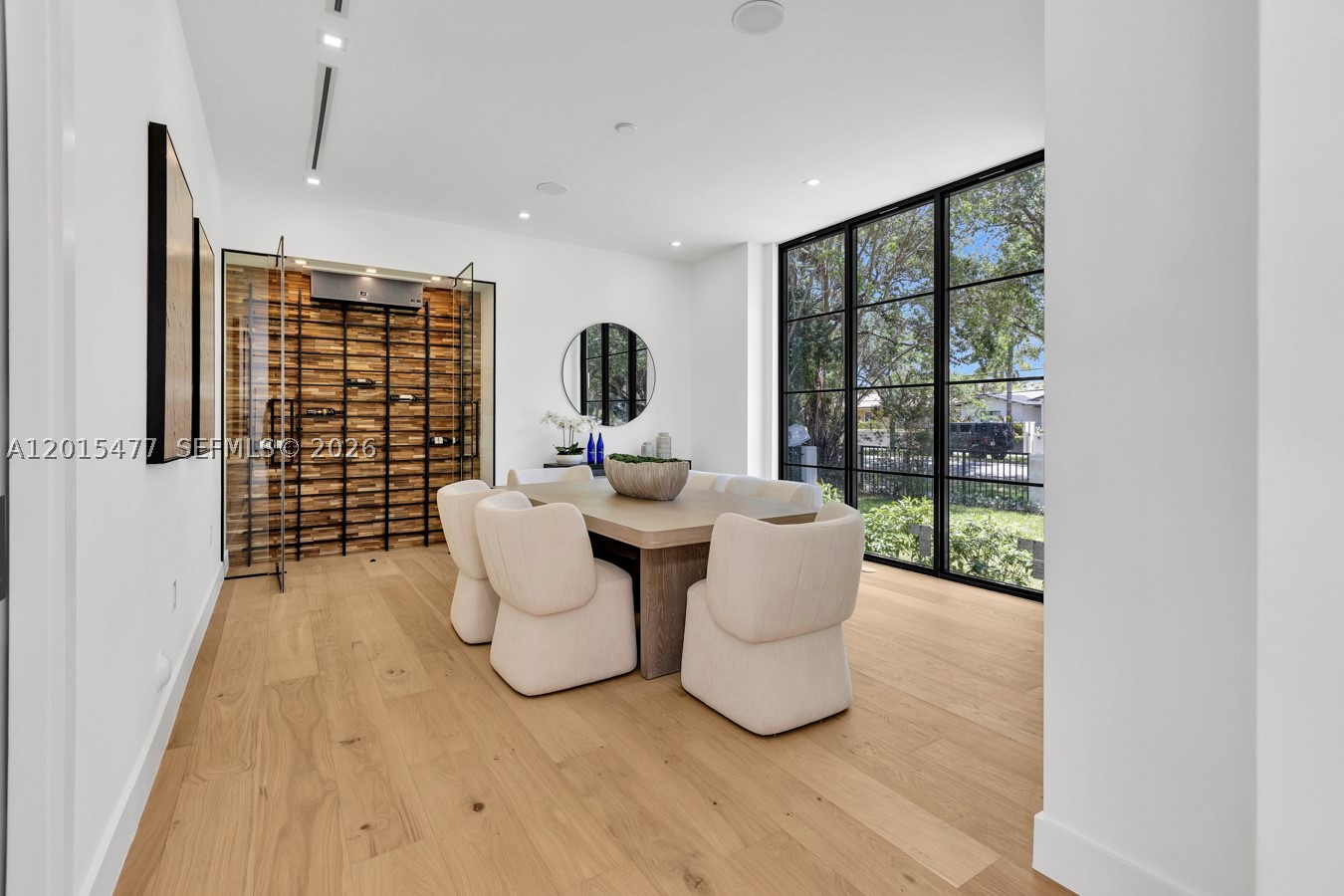 1220 S Alhambra Cir, Coral Gables FL 33146