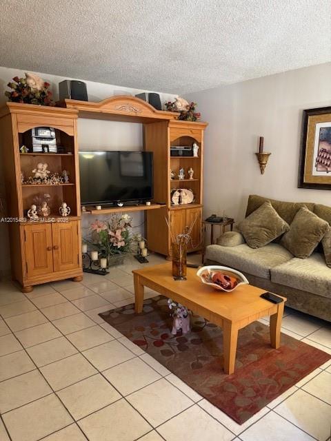 1460 N 43rd Pl #106, Hialeah FL 33012