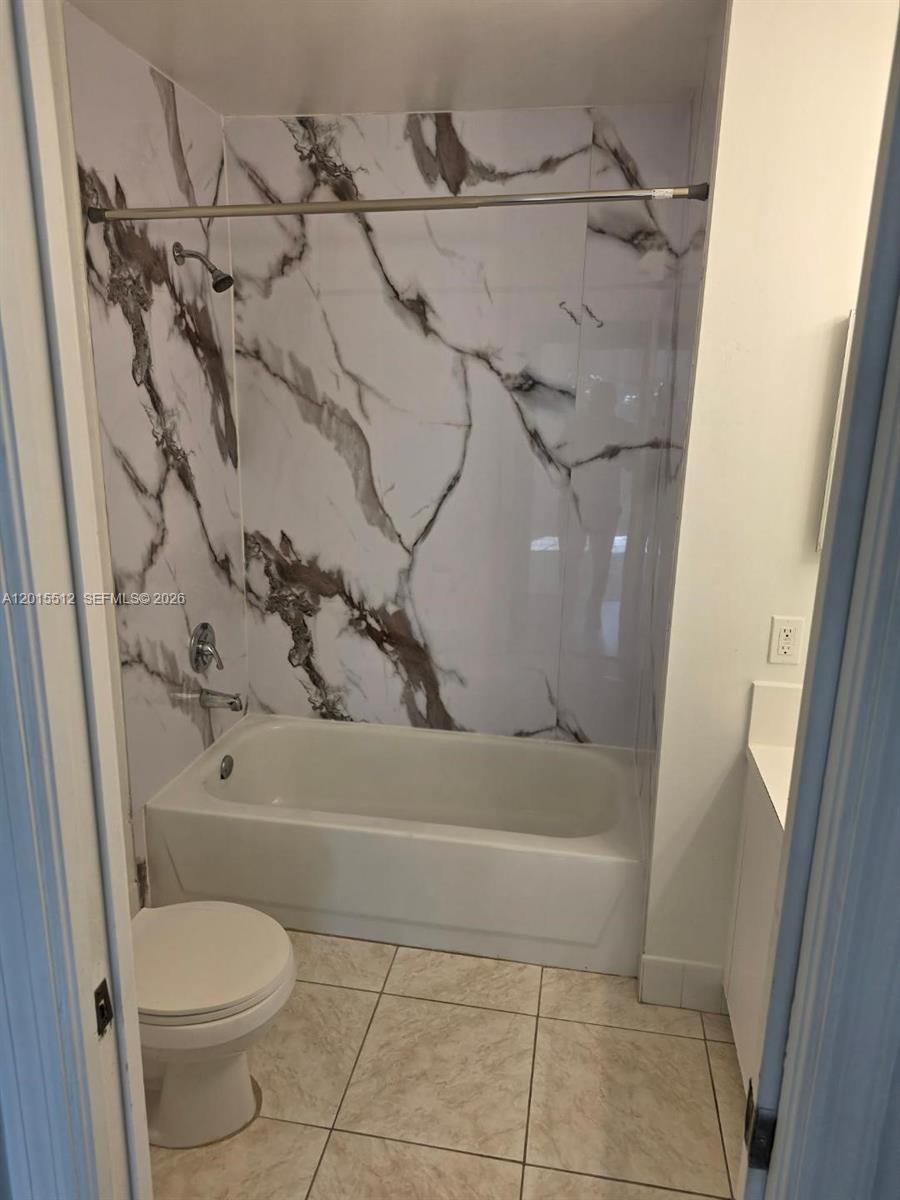 12118 Saint Andrews Pl #304, Miramar FL 33025