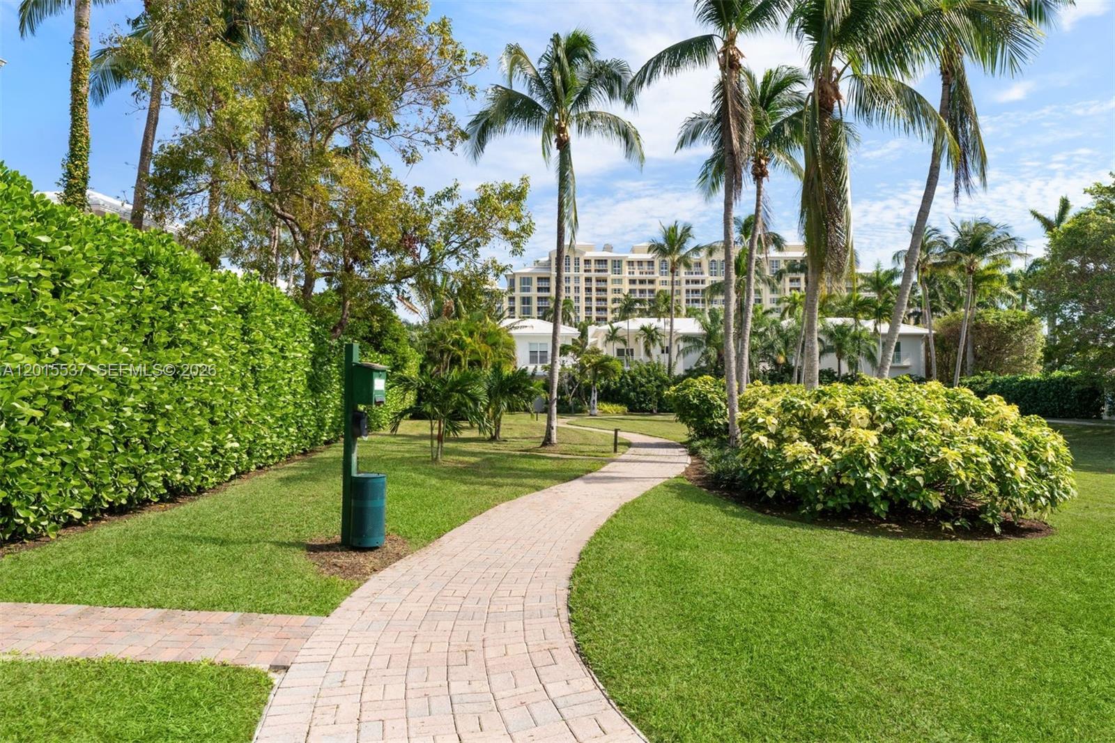 3 Turtle Walk, Key Biscayne FL 33149